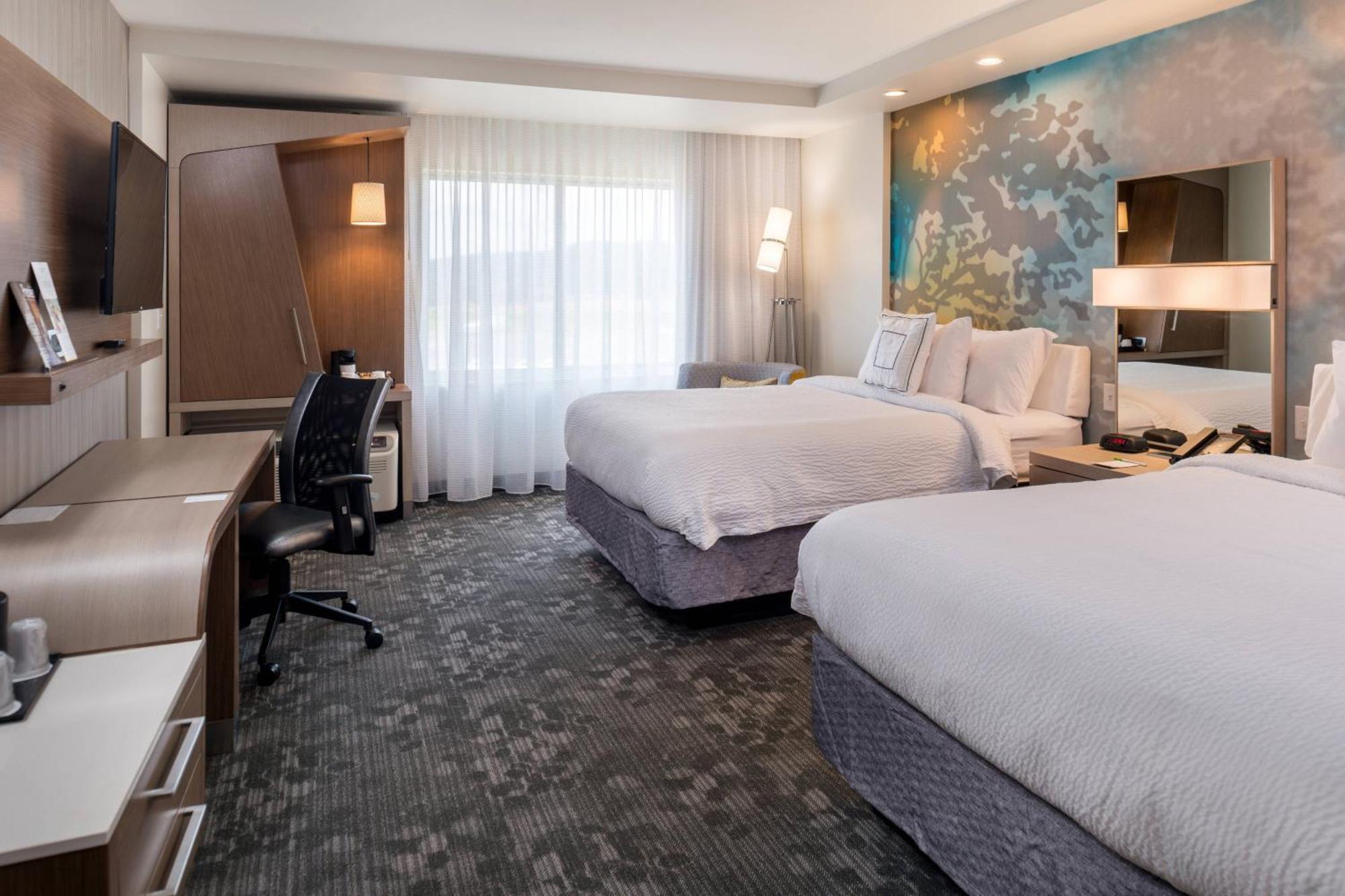 คอร์ตยาร์ด เอลมิรา ฮอร์สเฮดส์ Hotel ภายนอก รูปภาพ